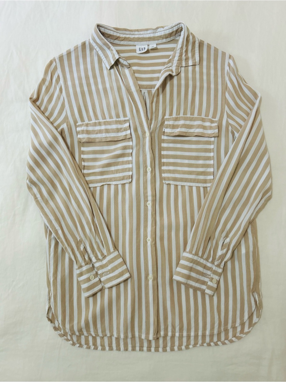 GAP 100% Viscose Striped Long Sleeve Button Up Safari Utility Blouse XS Tan